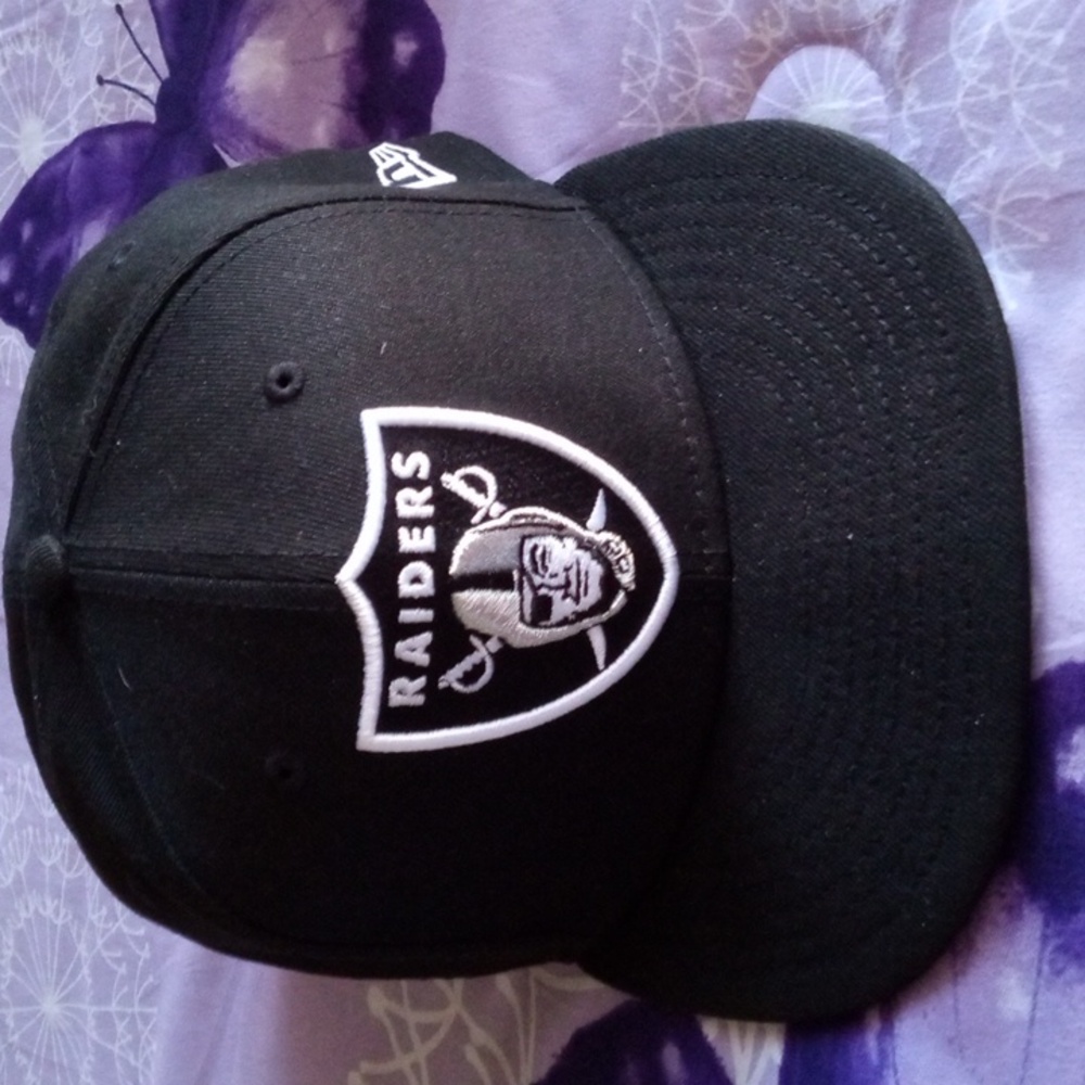 Raiders hat